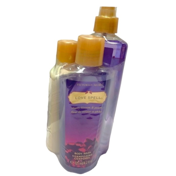 Victoria’s Secret Love Spell gift set w/ handbag vintage  lotion, mist, bodywash - Picture 10 of 11